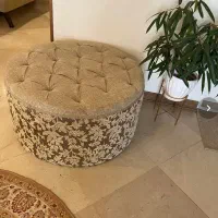 پاف کاملا نو و با کیفیت|مبلمان خانگی و میز عسلی|تهران, حکمت|دیوار