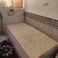 فروش تخت و کمد کودک به همراه تشک