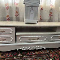 میز تلوزیون و ست سطل زباله و جا دستمال کاغذی