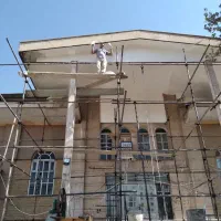 گچکاری وخورده کاری انجام میشود