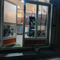 کافه با تمام وسایل