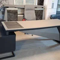 میز مدیریت مدرن