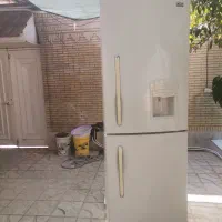 یخچال فریزر|یخچال و فریزر|شیراز, میانرود|دیوار