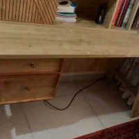 میز تحریر ، کتابخانه ،تخت خواب ،کمد لباس،پاتختی|تخت و سرویس خواب|تهران, جماران (نیاوران)|دیوار