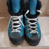 کفش کوهنوردی شماره ۴۱