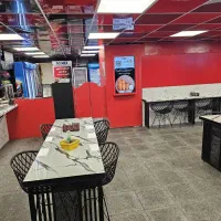 جذب فوری نیروی آقا برای فستفود