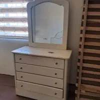 بوفه . میز آرایش و پا تختی|تخت و سرویس خواب|ارومیه, |دیوار