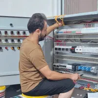 جذب نیرو برق کار