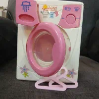 لباس. شویی بچگانه