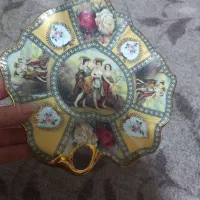 دوعددبشقاب دیوارکوب چینی فلورانس قدیمی