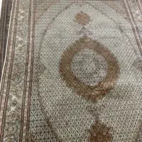 فرش دستباف ریز ماهی