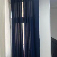 پرده سورمه ای رنگ