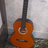 گیتار در حد نو|گیتار، بیس، امپلیفایر|اصفهان, حصه جنوبی|دیوار