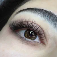آموزش اکستنشن مژه با مدرس روس