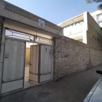 منزل  مناسب برای سکونت، مدرسه، کلاسهای آموزشی|اجارهٔ خانه و ویلا|خمینی‌شهر, |دیوار