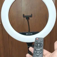 رینگ لایت حرفه ای با قابلیت های خاص