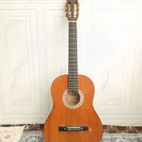 گیتار نونو بدون استفاده