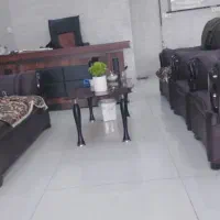 میز و صندلی و مبل اداری در حد نو