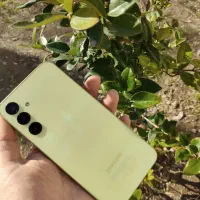 گوشی سامسونگ A25 درحد آکبند با گارانتی