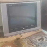 فروش تلویزون ۲۱ ال جی ب همراه دستگاه دیجیتال