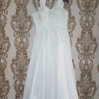 لباس عروس|لباس|فردیس, فردیس|دیوار