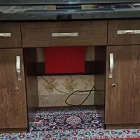 میز وصنلی چرخشی کاملا سالم وتمیز