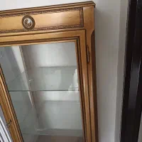 ویترین انتیک