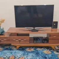 میز تلویزیون  فوق العاده شیک و تمیز