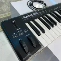 میدی کنترلر alesis q49 ارگ