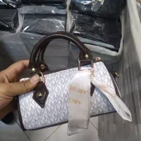 کیف صندوقی مد روز