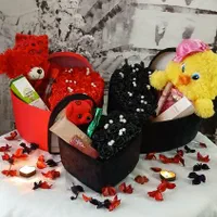 دسته گل و باکس|گل مصنوعی|ارومیه, |دیوار