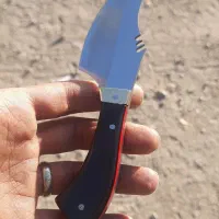 بدو نفر همکار آقا جهت کار در چاقو سازی نیازمندیم