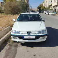 اندازه کف دست رنگ شدگی دارد بقیه بی رنگ