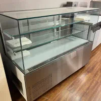 یخچال شو کیک طرح فرانسوی