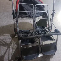 کالسکه دو قلو