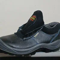 کفش ایمنی.                    سایز   ۴۲