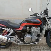 سی بی ۱۳۰۰ کاربراتور ۲۰۰۲