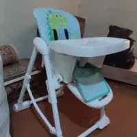 صندلی غذا در حد نو