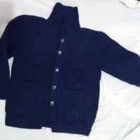 تعدادی لباس|لباس|نظرآباد, نظرآباد|دیوار