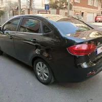 جک j4 مدل 1402 بدون رنگ و خط و خش|خودرو سواری و وانت|تهران, حبیب الله|دیوار