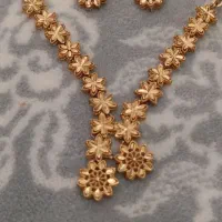 ست گردنبند و گوشواره طلاروس