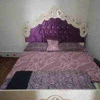 تخت خواب دو نفره همراه کمد و پاتختی