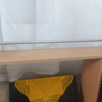 میز کامپیوتر کاملا سالم