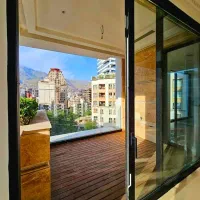 آپارتمان-لوکس-300متر-چشم-انداز-بی-نظیر-کوهستان