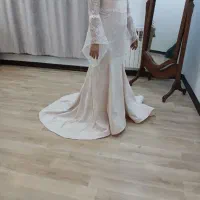 لباس مجلسی|لباس|بومهن, |دیوار