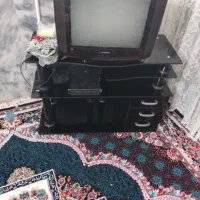 میز و تلوزیون