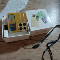 ایفون تاشو i18