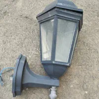 چراغ دیواری