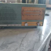 رادیو قدیمی کلکسیونی