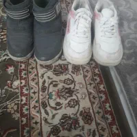 دو جفت کفش دخترانه